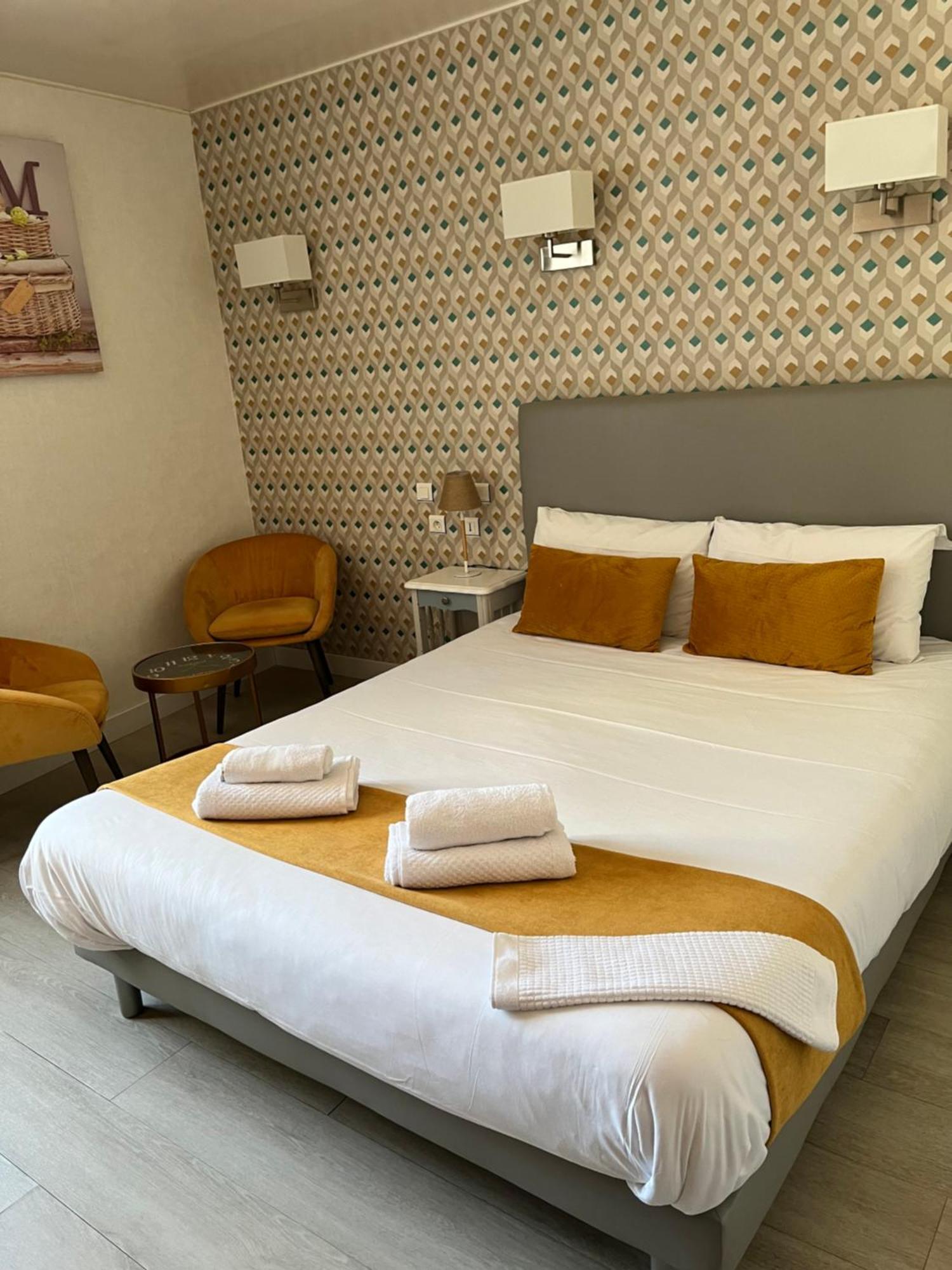 Hotel Du Nord - Ville-Haute แซ็ง-ฟลูร์ ภายนอก รูปภาพ