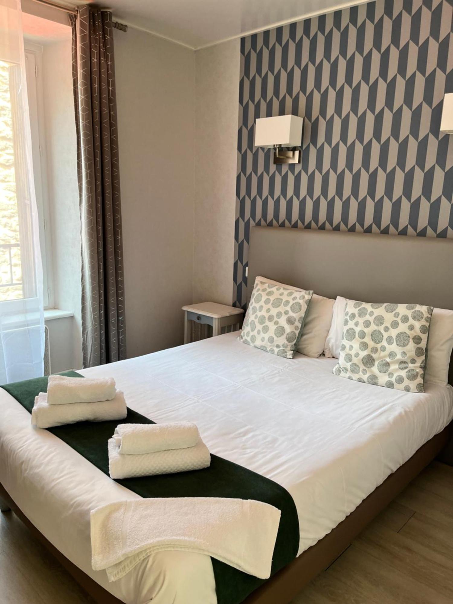 Hotel Du Nord - Ville-Haute แซ็ง-ฟลูร์ ภายนอก รูปภาพ